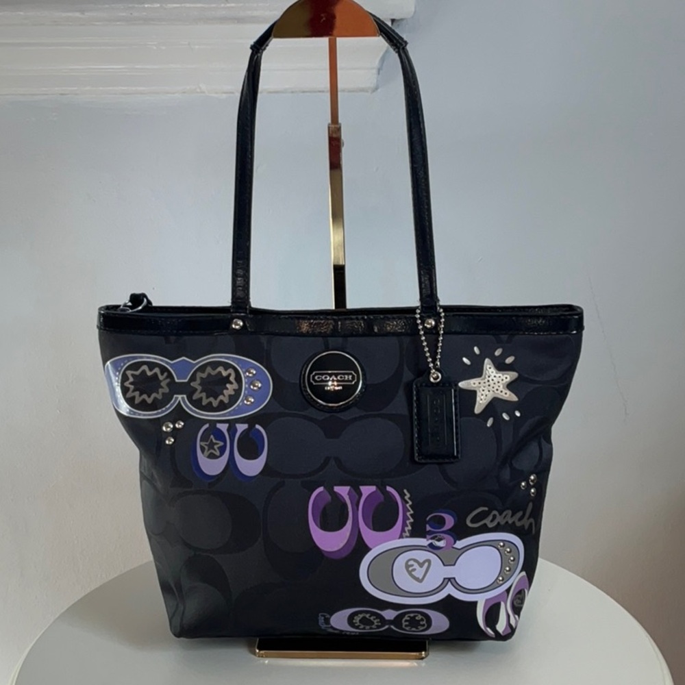 Coach Daisy Pop Optic Appliqué Ltd Edition Poppy Tote Bag 2011 Purple Black EUC